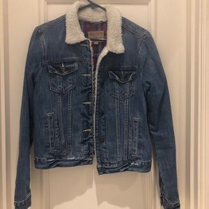 Hollister Jean jacket with Sherpa collar
